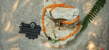 Halskette Orange KissKomplettansicht